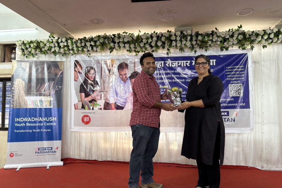 HDFC Bank CSR Manager Vineet Jadhav and YUVA Executive Director Roshni Nuggehalli